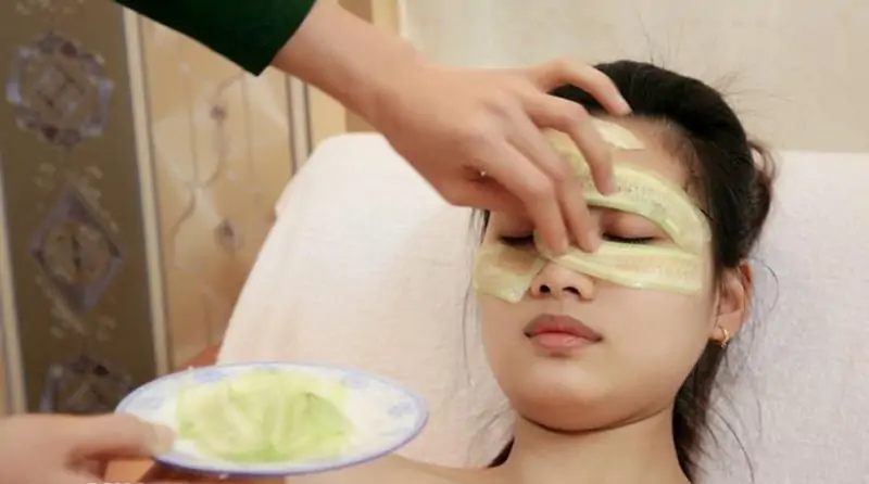 Sử dụng mặt nạ thiên nhiên giúp cải thiện sạm da cho bà bầu