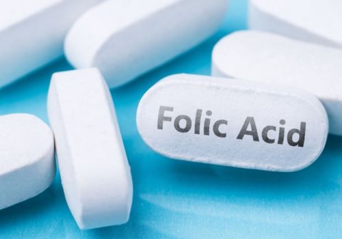 sắt và acid folic khác nhau như thế nào