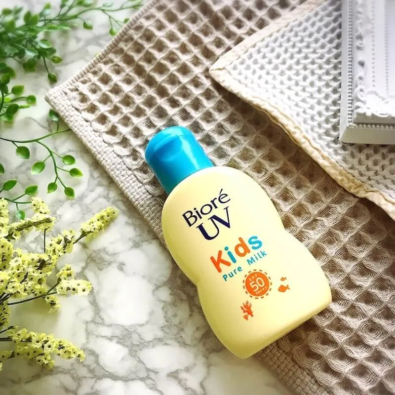 Kem chống nắng Bioré UV Kids Pure Milk SPF50+ PA+++
