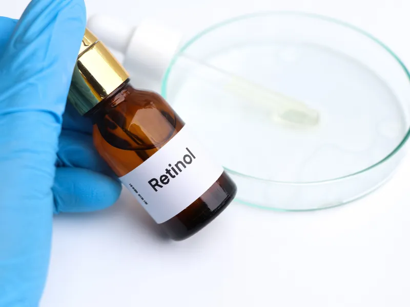 Axit mạnh và các hoạt chất (AHA, BHA nồng độ cao, Retinol liều cao)