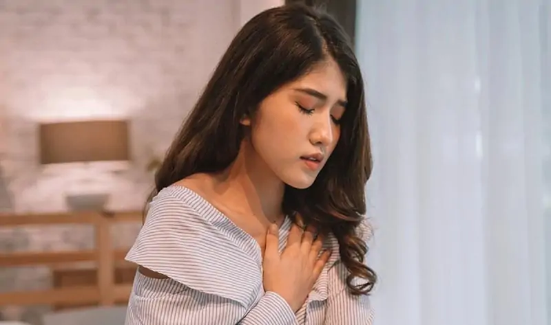 dấu hiệu thiếu sắt qua nhịp tim, hơi thở