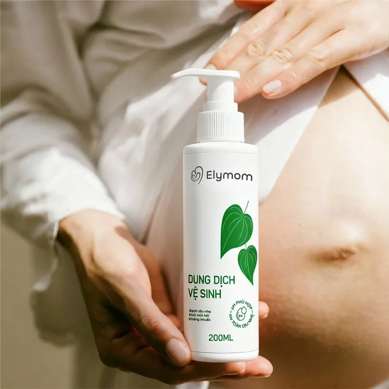 Dung Dịch Vệ Sinh Phụ Nữ Trầu Không Dịu Nhẹ Cho Mẹ Bầu – Elymom