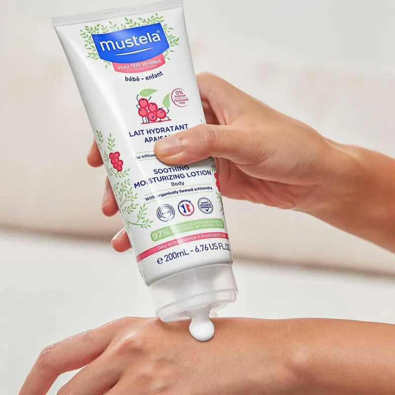 Sua duong the Mustela Soothing Moisturizing Body Lotion 