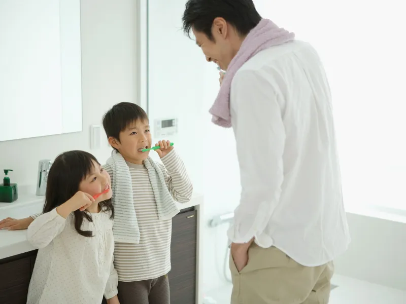 Bé không chịu đánh răng phải làm sao?