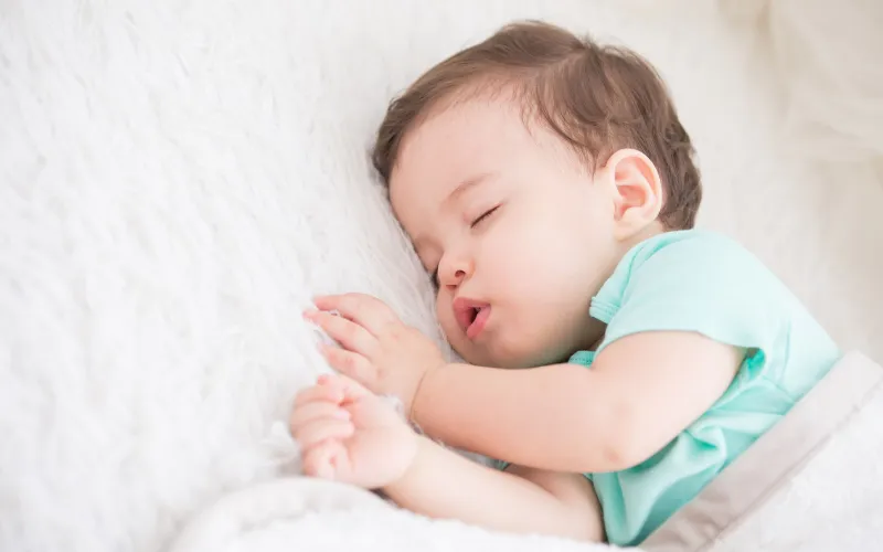 Giúp bé thư giãn và ngủ đủ giấc