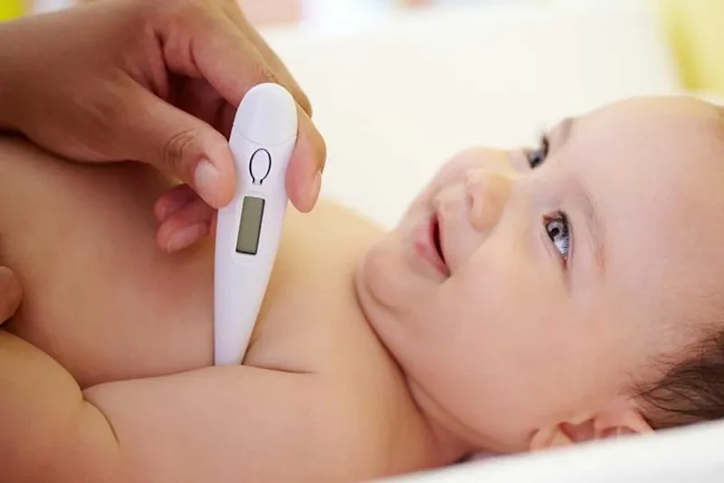 Cách đo nhiệt độ bình thường của trẻ sơ sinh đúng