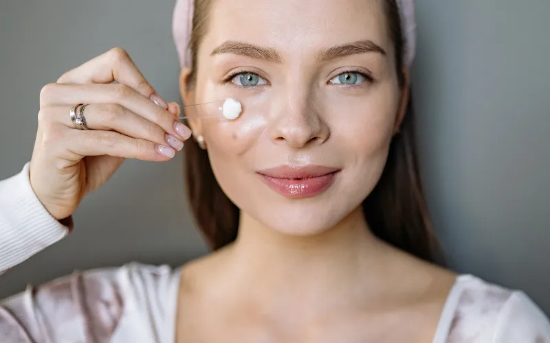 Tăng cường các thành phần cấp ẩm và hỗ trợ phục hồi