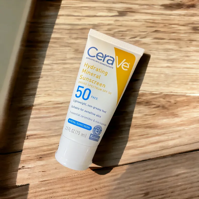 CeraVe Hydrating Mineral Sunscreen Broad Spectrum SPF 50 (Thuần Vật lý)