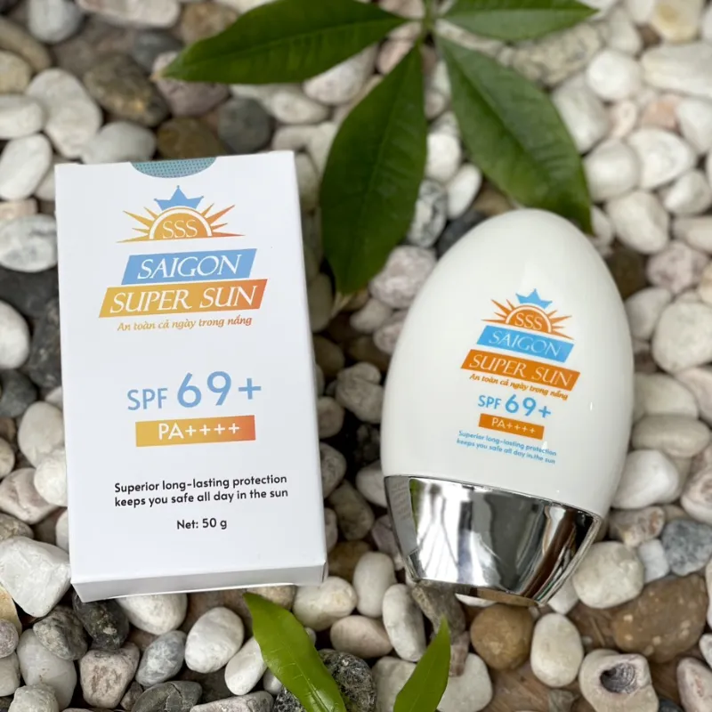 Kem chống nắng Việt Nam Saigon Super Sun