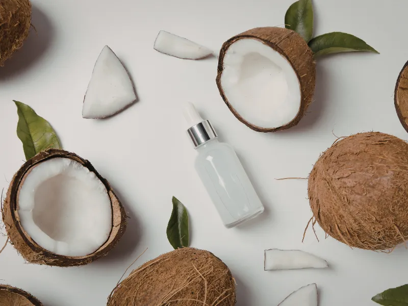 Thoa dầu dừa lên mặt mỗi ngày có tốt không?