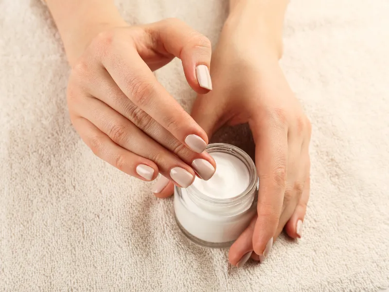 Urea trong mỹ phẩm dưỡng ẩm da