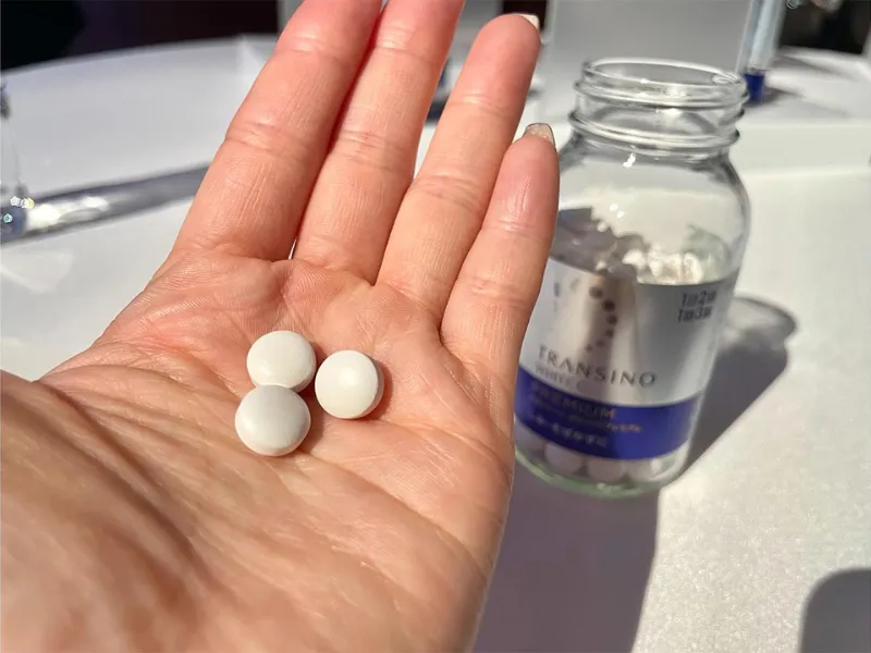 Viên uống trắng da, mờ thâm Transino White C Clear