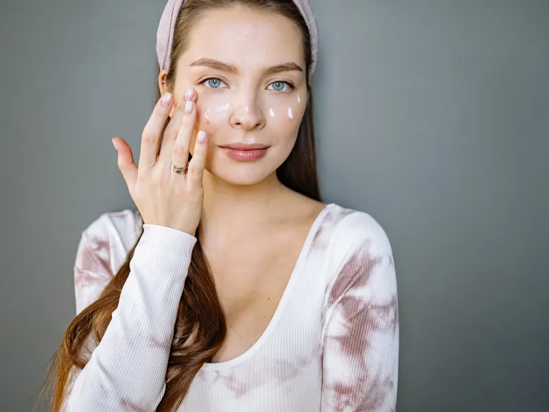 Làm mặt nạ dưỡng da