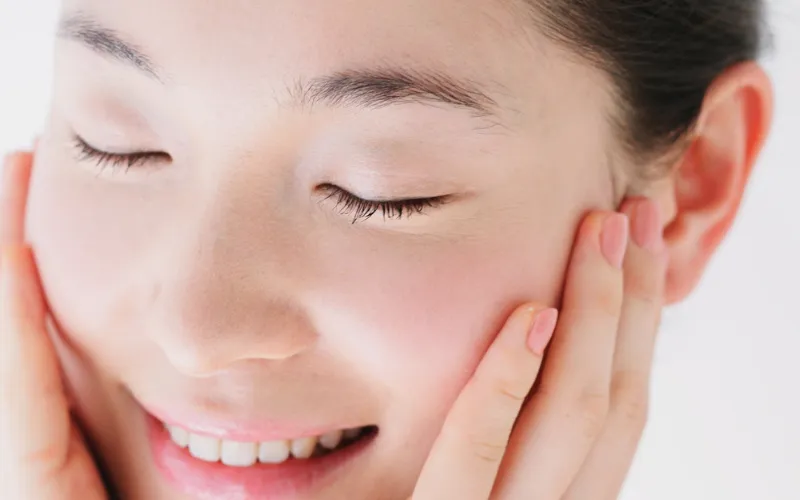 Hiệu ứng làm mịn và che phủ khuyết điểm