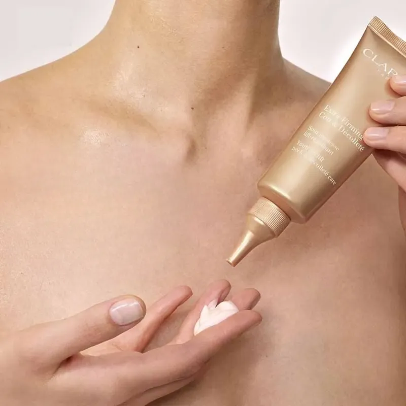 Kem dưỡng ẩm da vùng cổ Clarins Extra-Firming Neck & Décolleté Cream