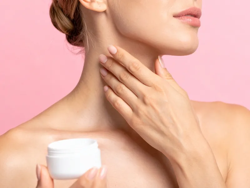 Kem dưỡng da cổ là gì?