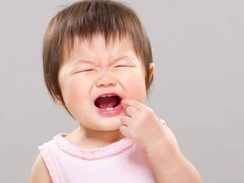 Tác hại của việc không đánh răng từ sớm cho trẻ