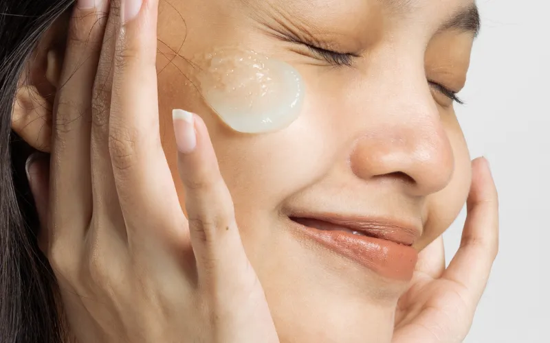 Các cách dưỡng ẩm da mặt tự nhiên tại nhà