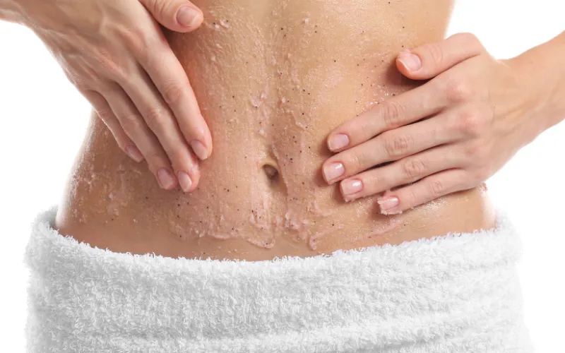 Dầu dừa và bã cà phê tẩy da chết