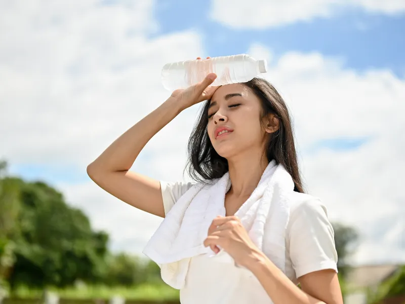 Vì sao kem chống nắng không duy trì hiệu quả cả ngày?