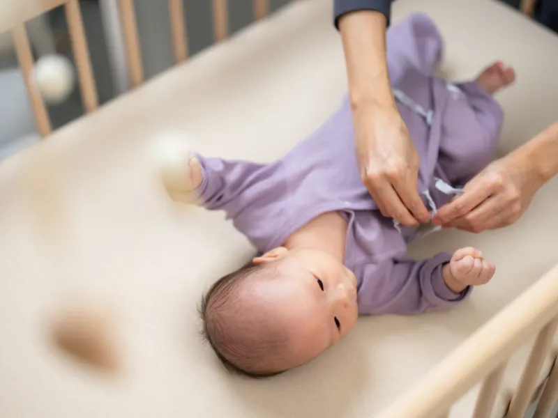 Giữ da bé luôn sạch và khô thoáng