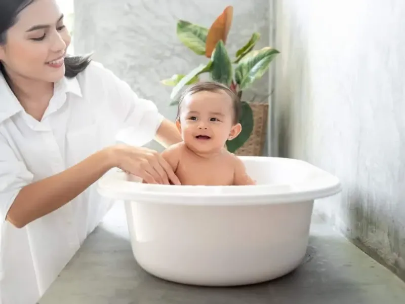 Hướng dẫn cách tắm lá trầu không chi tiết