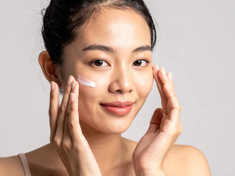 Thâm đen dùng hoạt chất gì?