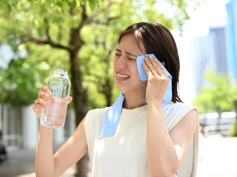 Khi nào cần thoa lại chống nắng?