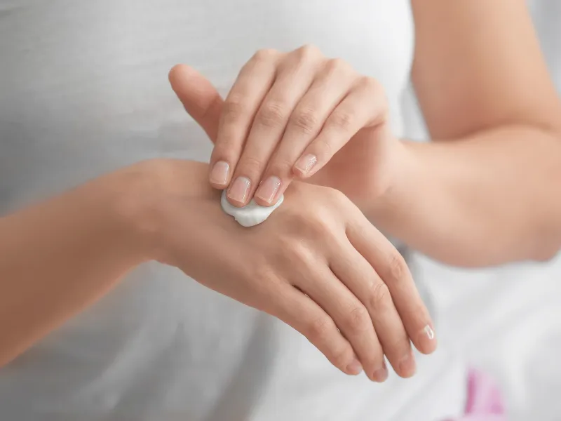 Top 5 cách chữa khô da tay chân vào mùa đông hiệu quả