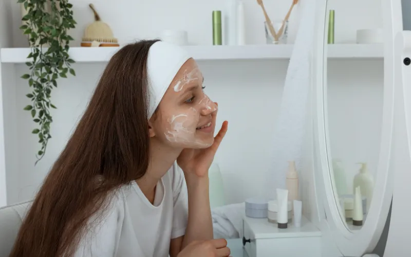 Tiêu chí khi chọn sữa rửa mặt giảm mụn ẩn và dầu thừa