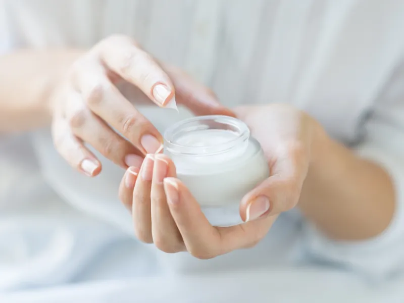 Sữa dưỡng ẩm và kem dưỡng ẩm khác gì nhau?