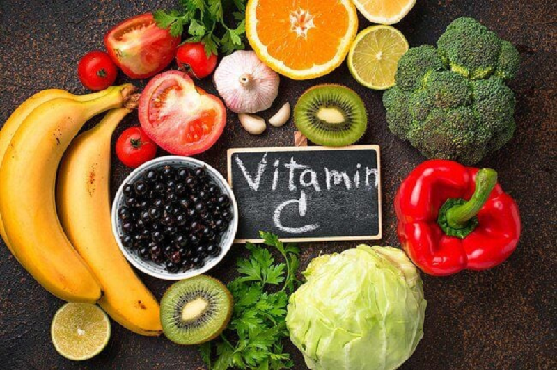 tác dụng của vitamin c với da mụn