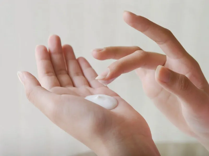 Kem chống nắng là bước chăm sóc da quan trọng