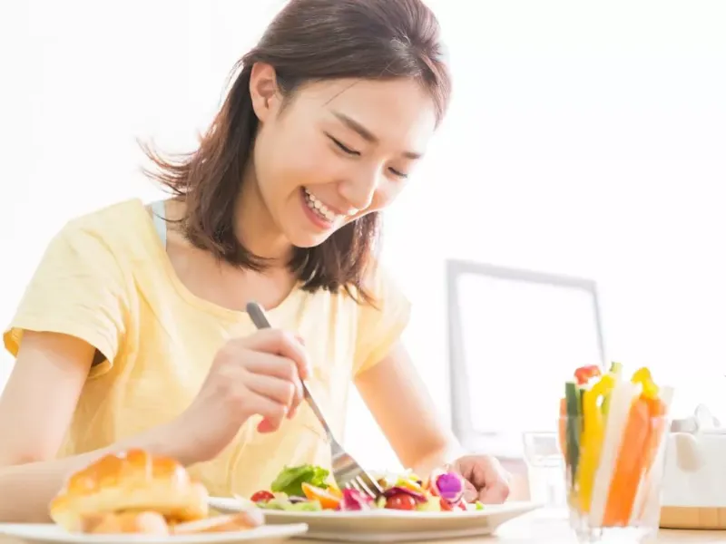 Bổ sung dinh dưỡng hỗ trợ tái tạo da