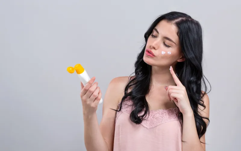 Không dùng oxybenzone thì có thể chọn màng lọc nào?