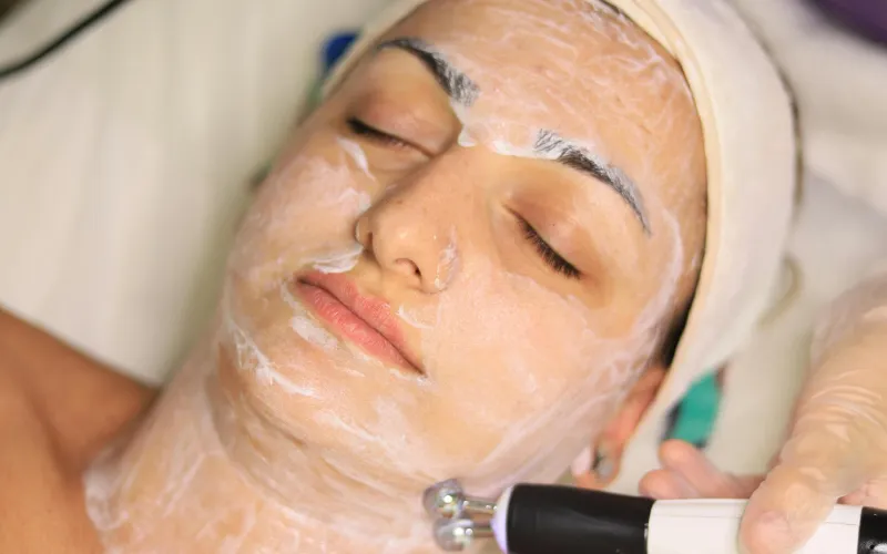 Chăm sóc mụn xuất hiện ở tuổi trung niên